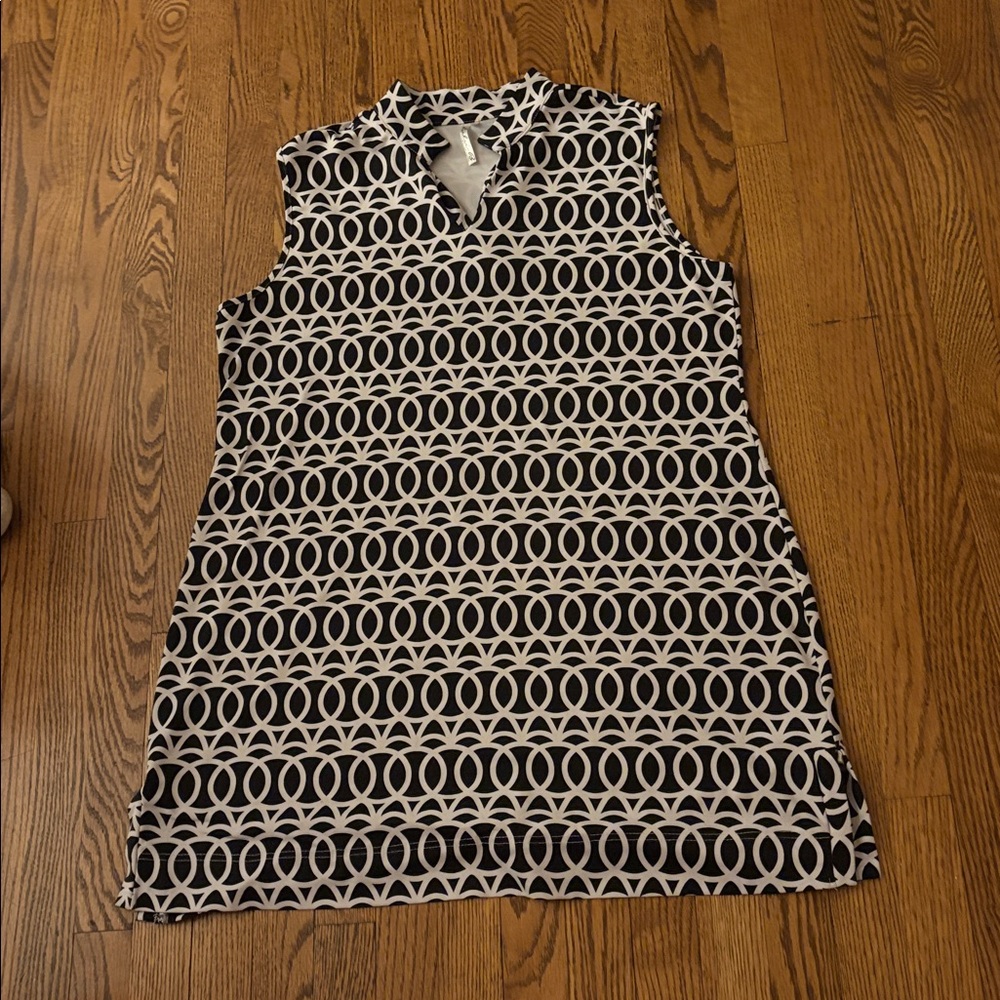 Lulu B Black and White Sleeveless Dress. Very Good Condition.